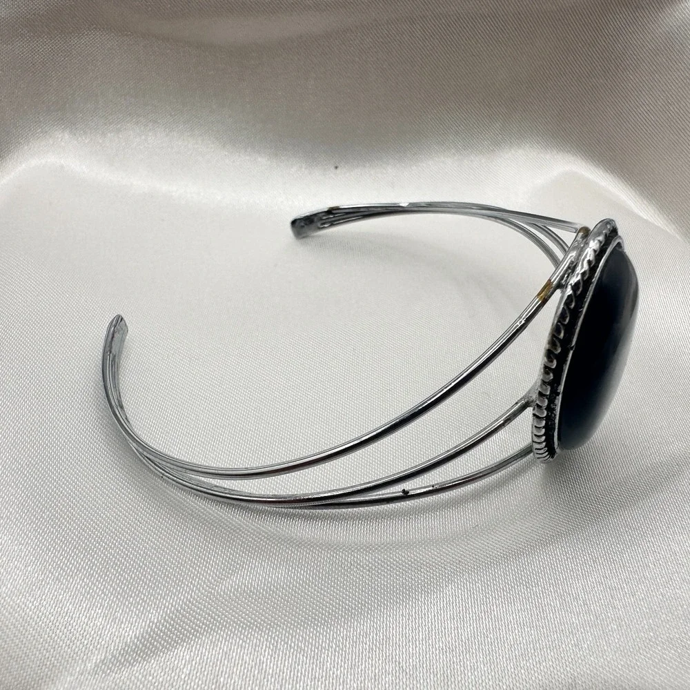 Vintage 80s Navajo Silver Tone Black Cabochon Rope‎ Cuff Bangle Bracelet Jewelry